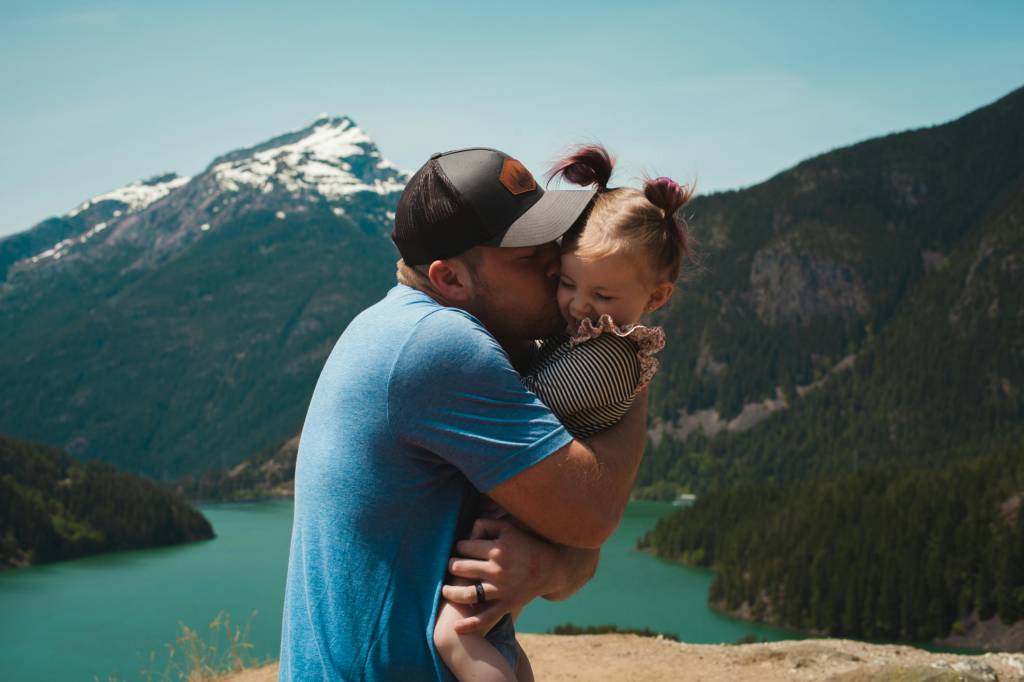 Vacances en Famille : Explorer la Nature avec les Enfants dans les Alpes